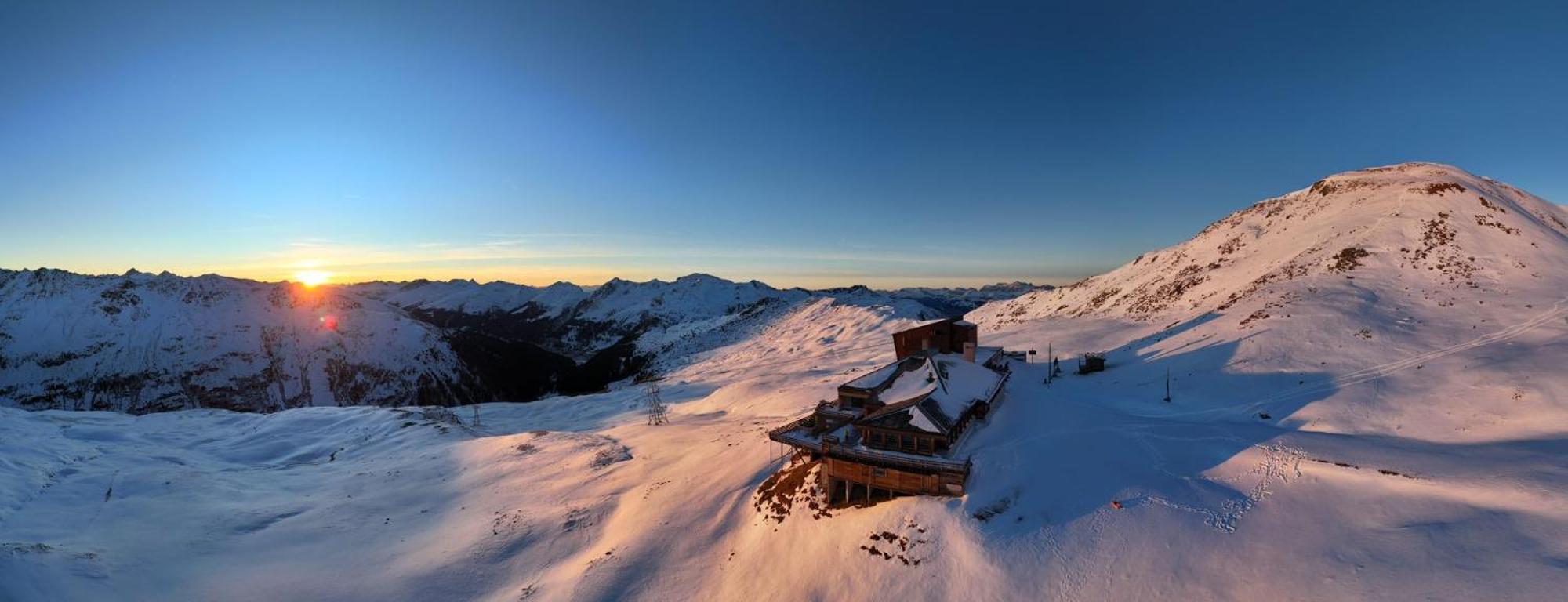 Berghotel Pischa Mountain Lodge Davos Buitenkant foto